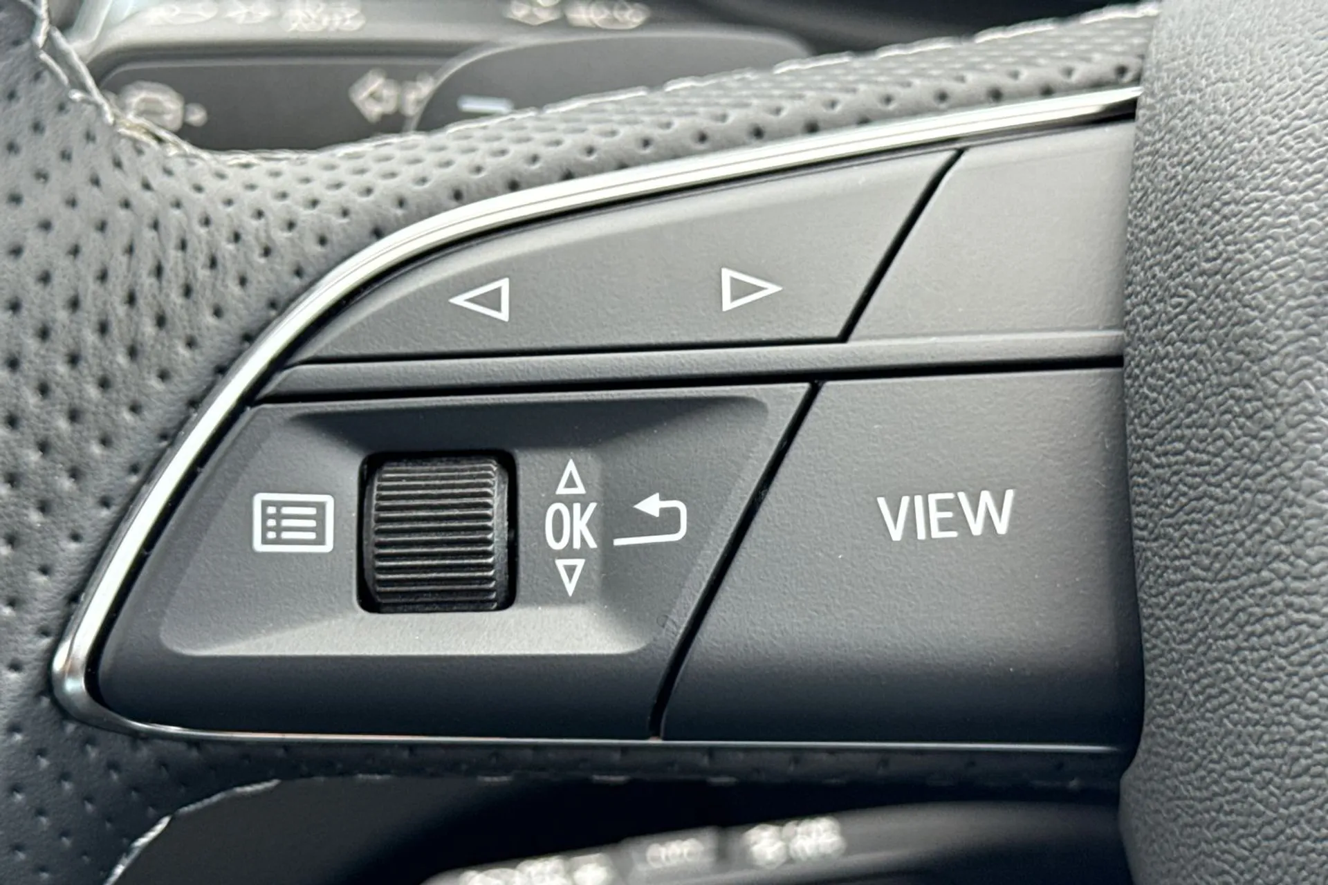 Audi Q5 thumbnail image number 20