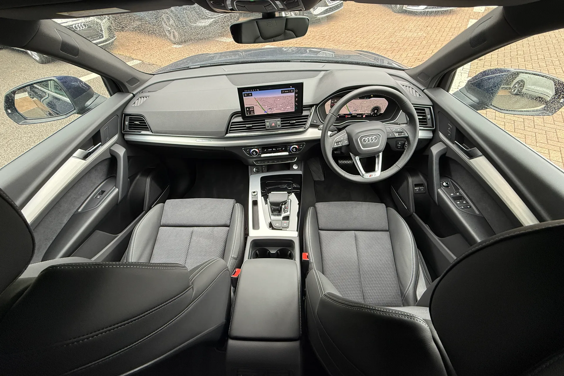 Audi Q5 thumbnail image number 34