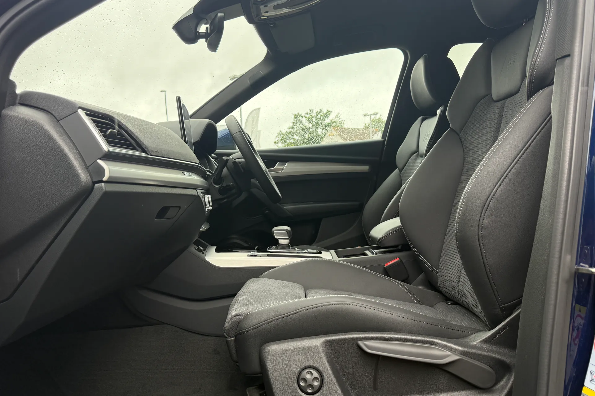 Audi Q5 thumbnail image number 47