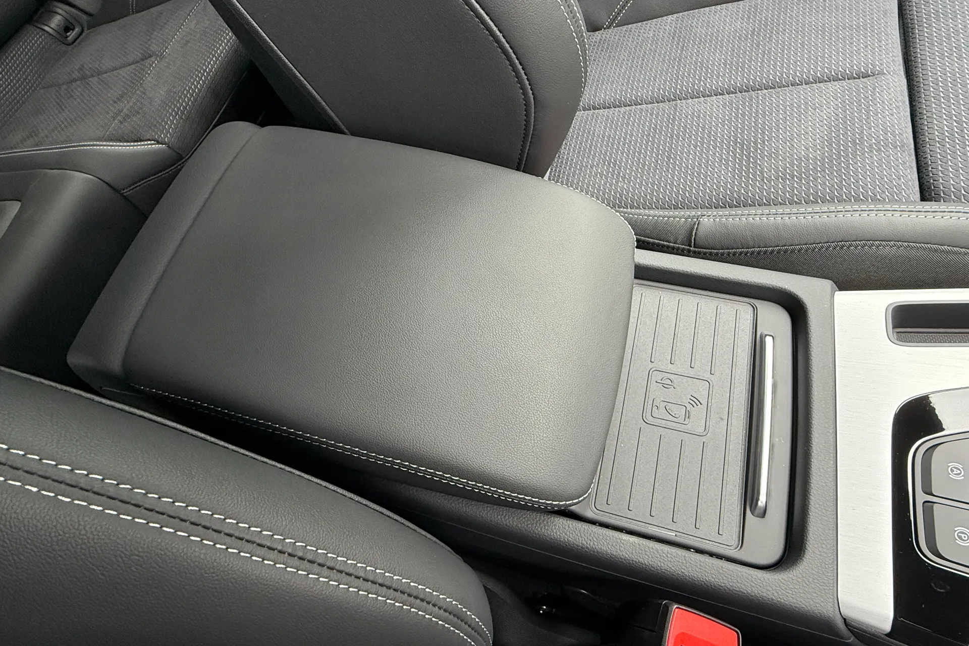 Audi Q5 thumbnail image number 20