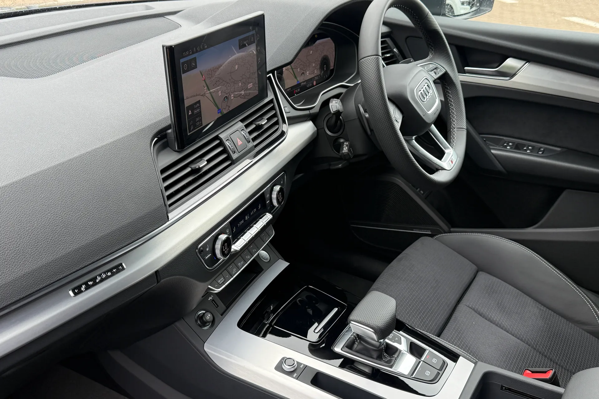 Audi Q5 thumbnail image number 50