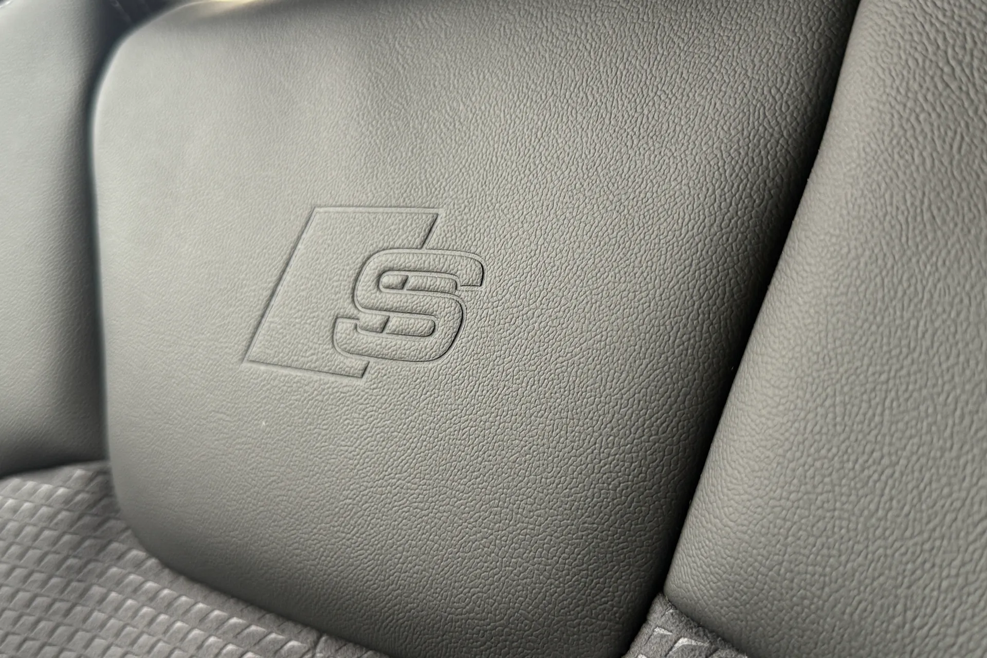 Audi Q5 thumbnail image number 51