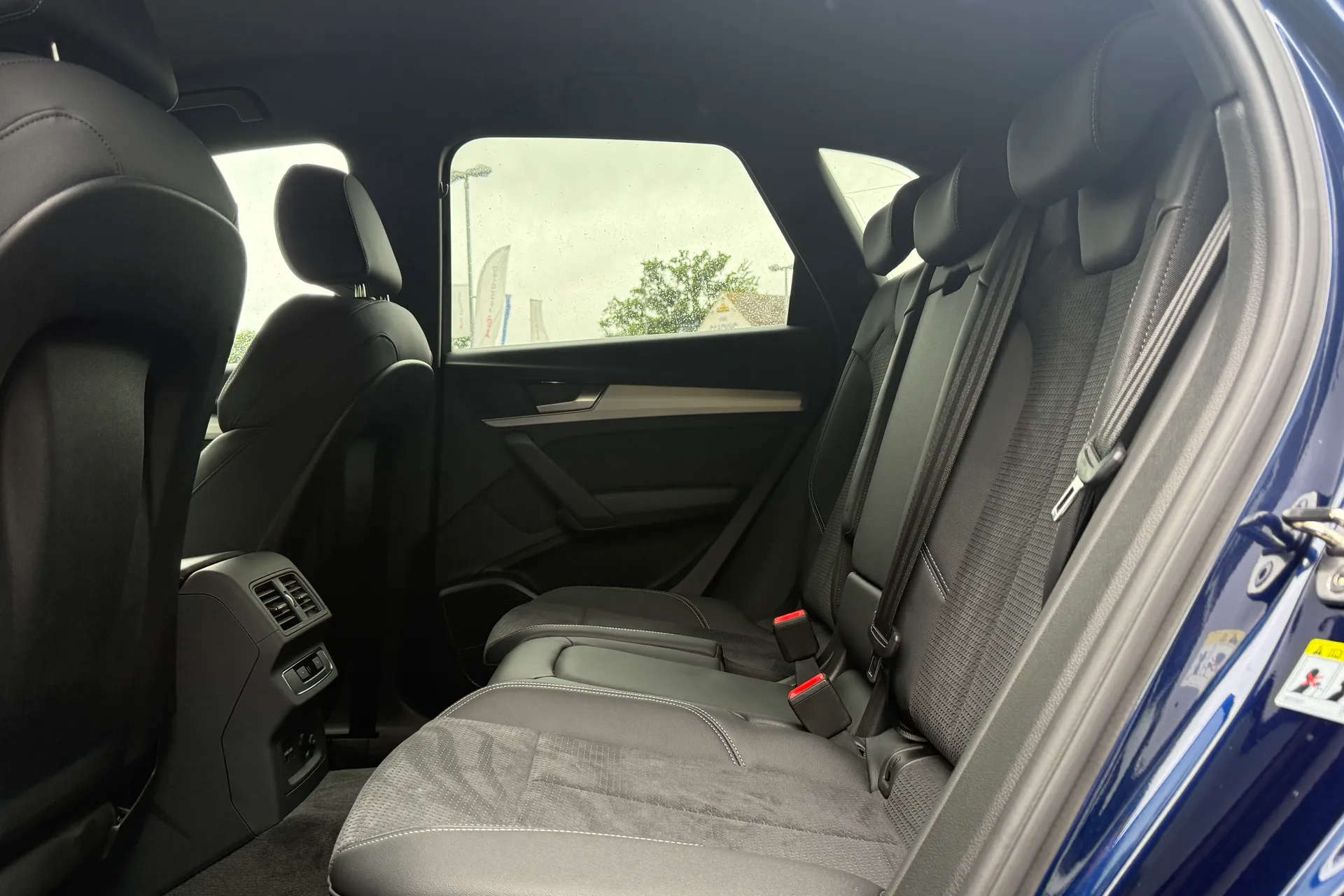 Audi Q5 thumbnail image number 46