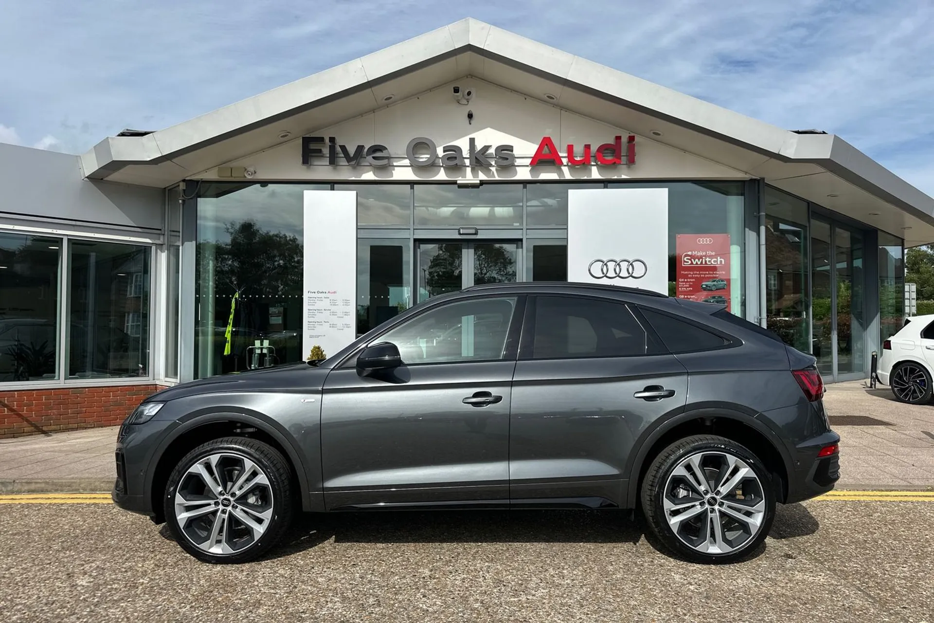 Audi Q5 thumbnail image number 10