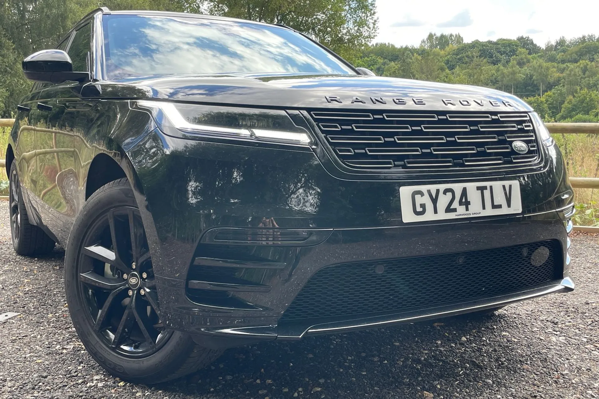 LAND ROVER RANGE ROVER VELAR thumbnail image number 10