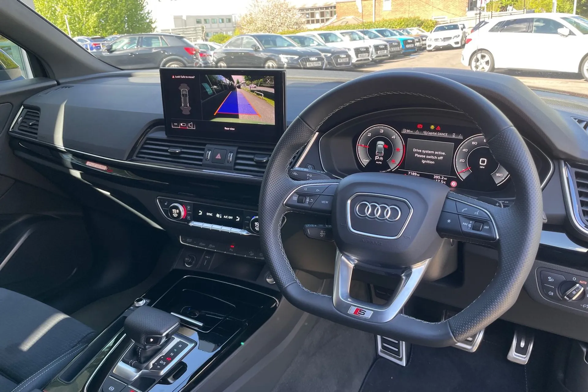 Audi Q5 thumbnail image number 25