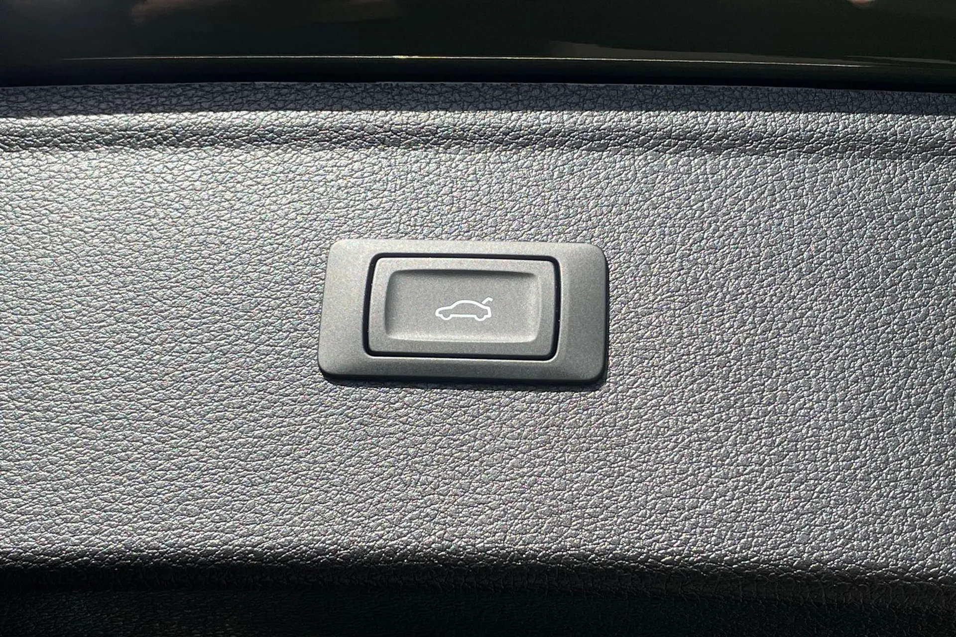 Audi Q5 thumbnail image number 19