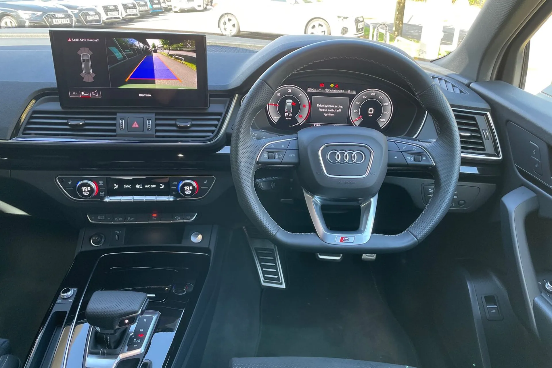 Audi Q5 thumbnail image number 33