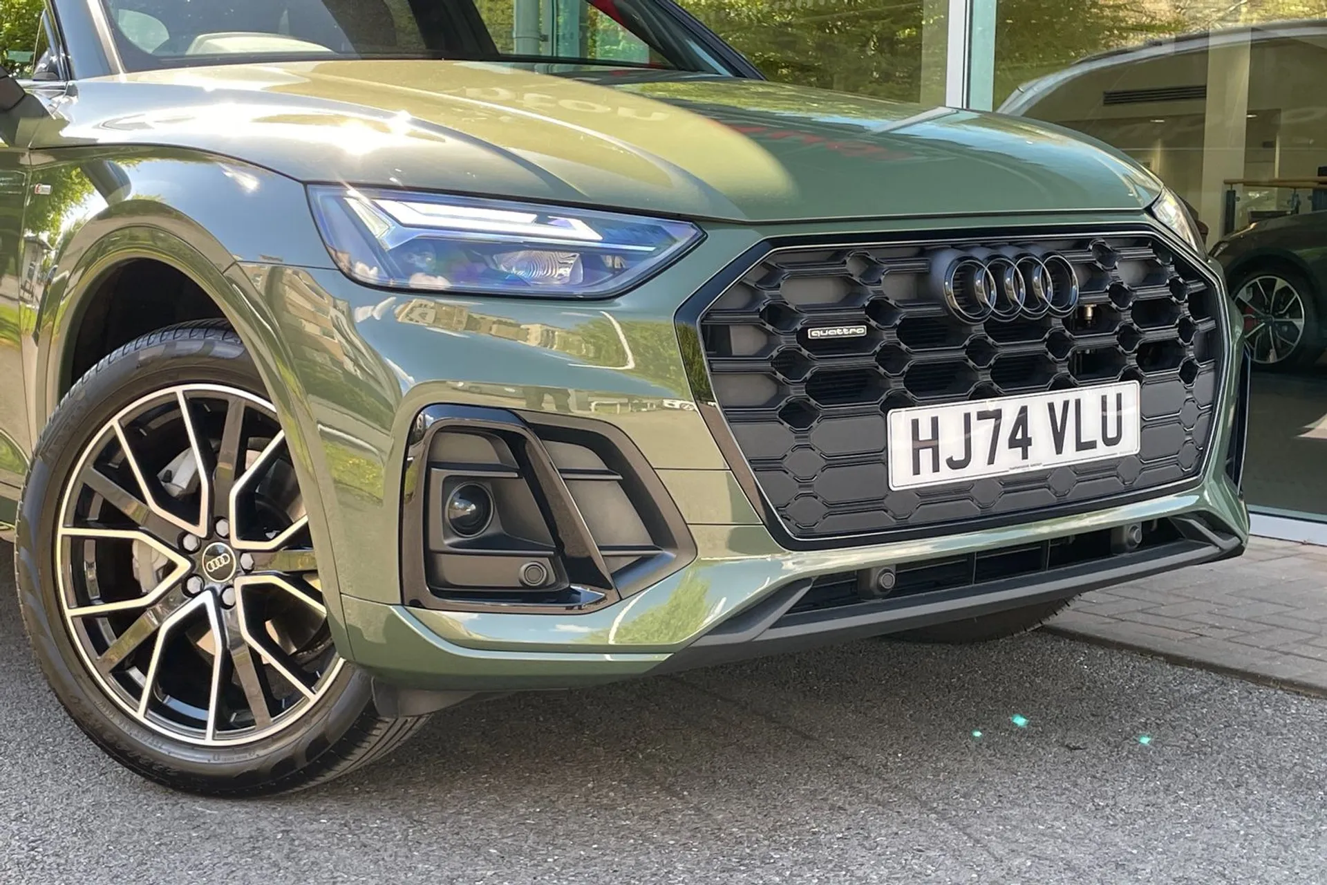 Audi Q5 thumbnail image number 6