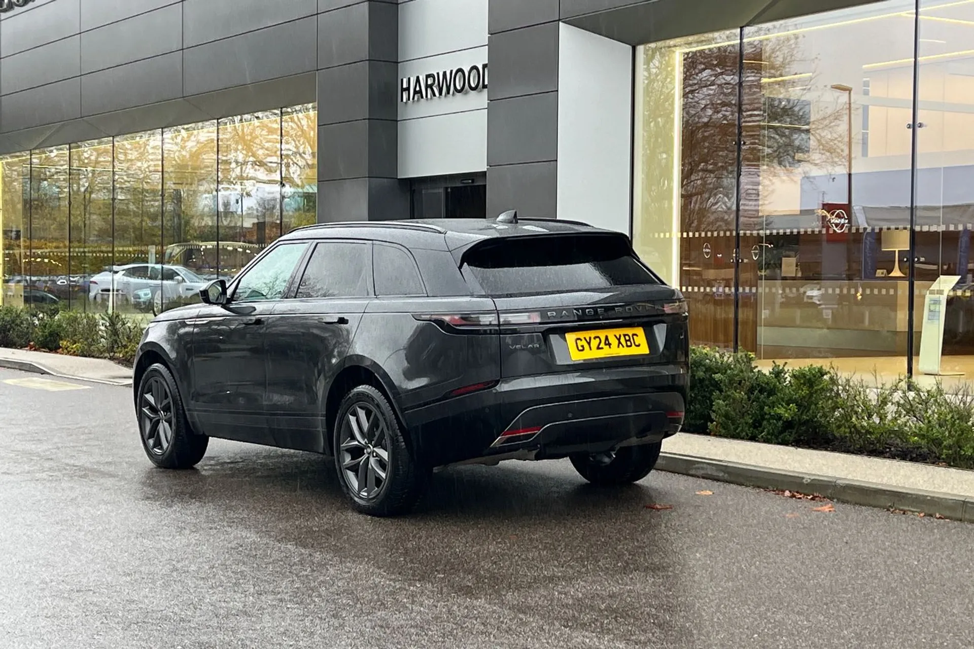 LAND ROVER RANGE ROVER VELAR thumbnail image number 11