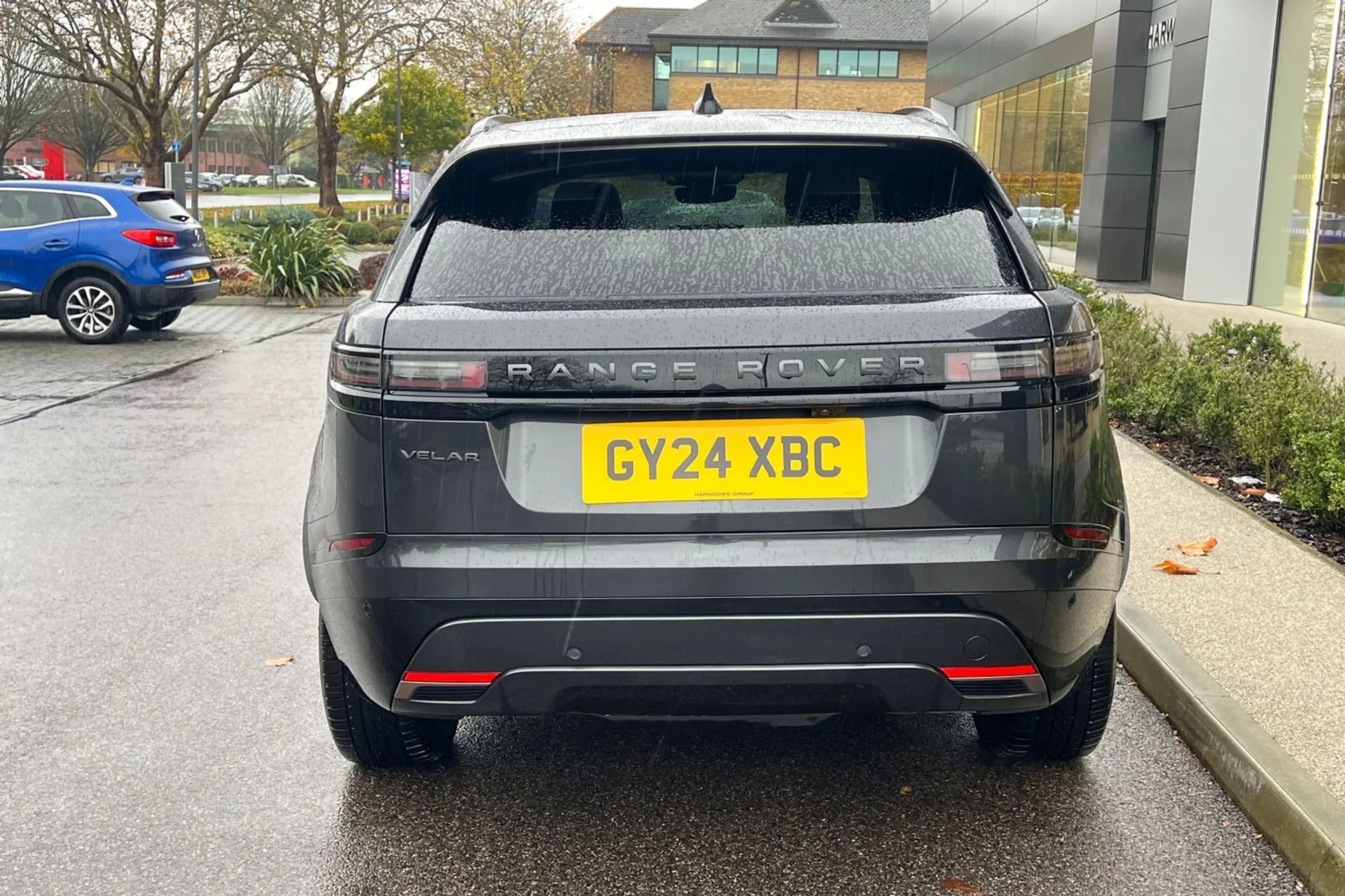 LAND ROVER RANGE ROVER VELAR thumbnail image number 10