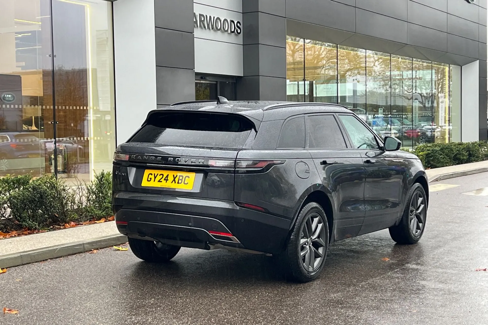 LAND ROVER RANGE ROVER VELAR thumbnail image number 9