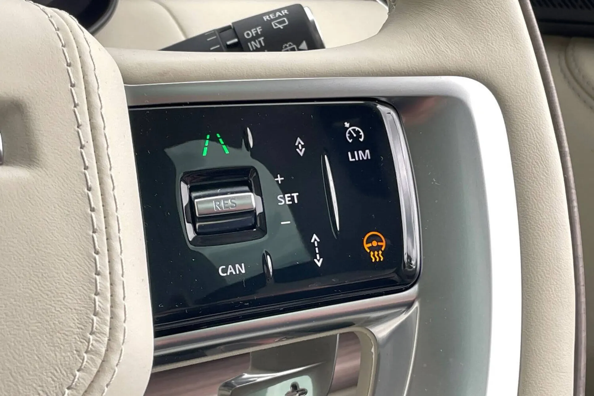 LAND ROVER RANGE ROVER thumbnail image number 44