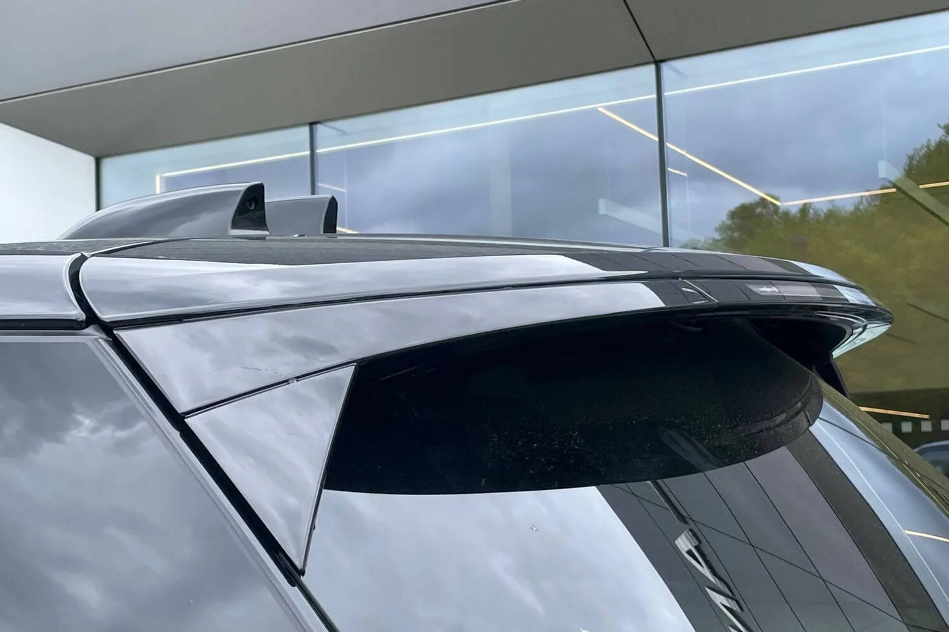 LAND ROVER RANGE ROVER thumbnail image number 25