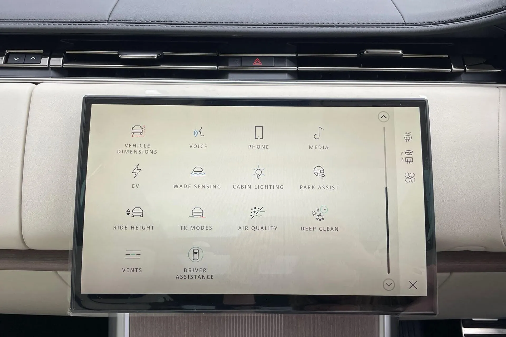 LAND ROVER RANGE ROVER thumbnail image number 36