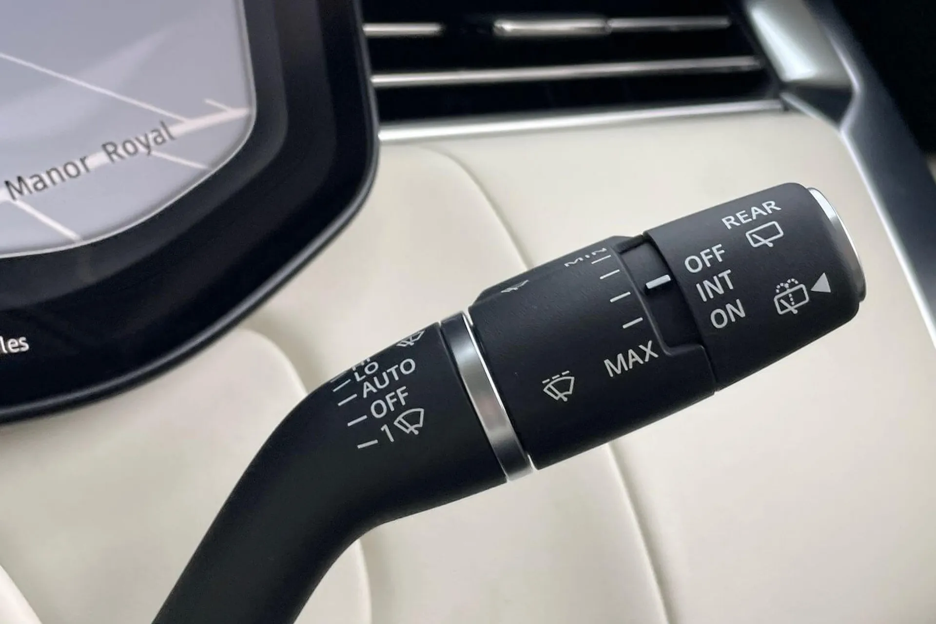 LAND ROVER RANGE ROVER thumbnail image number 54