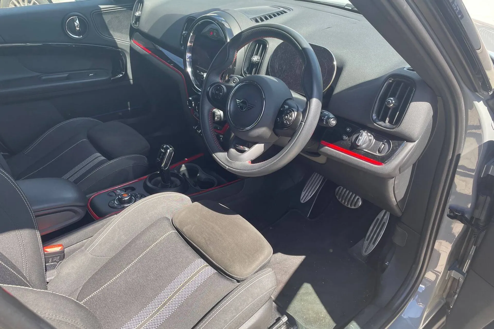 MINI COUNTRYMAN thumbnail image number 25