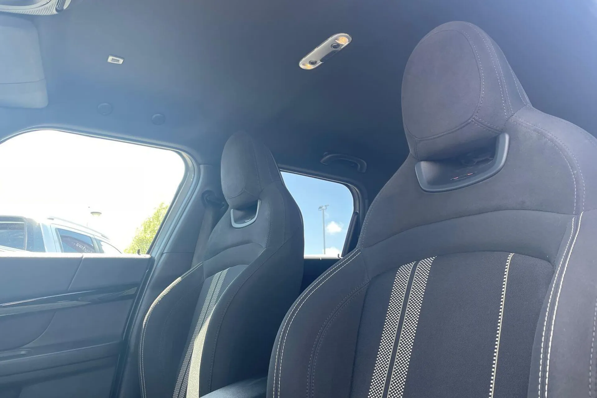 MINI COUNTRYMAN thumbnail image number 28