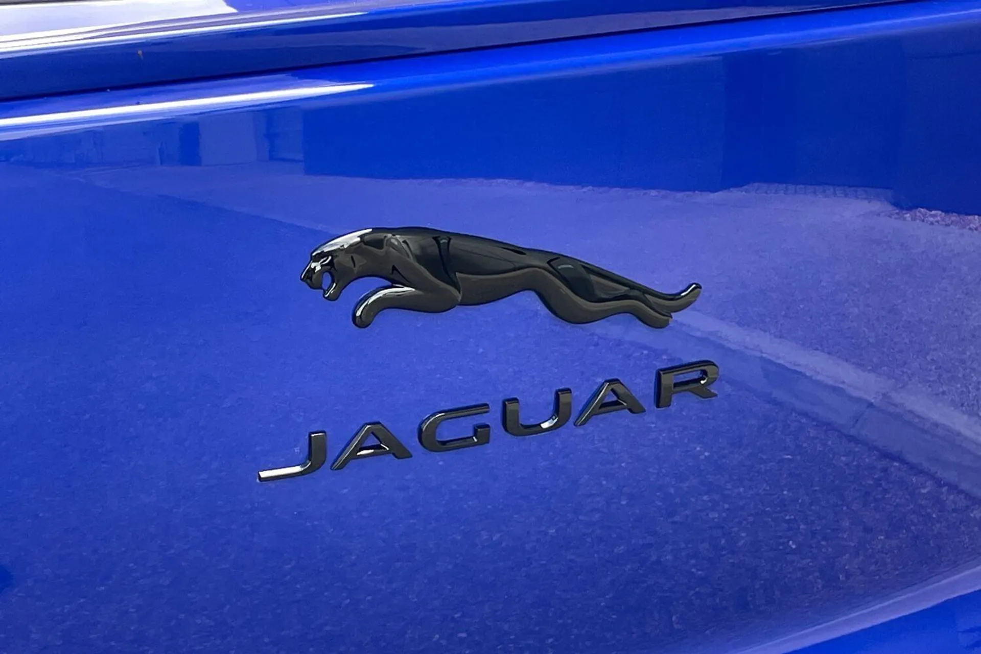 Jaguar I-PACE thumbnail image number 54