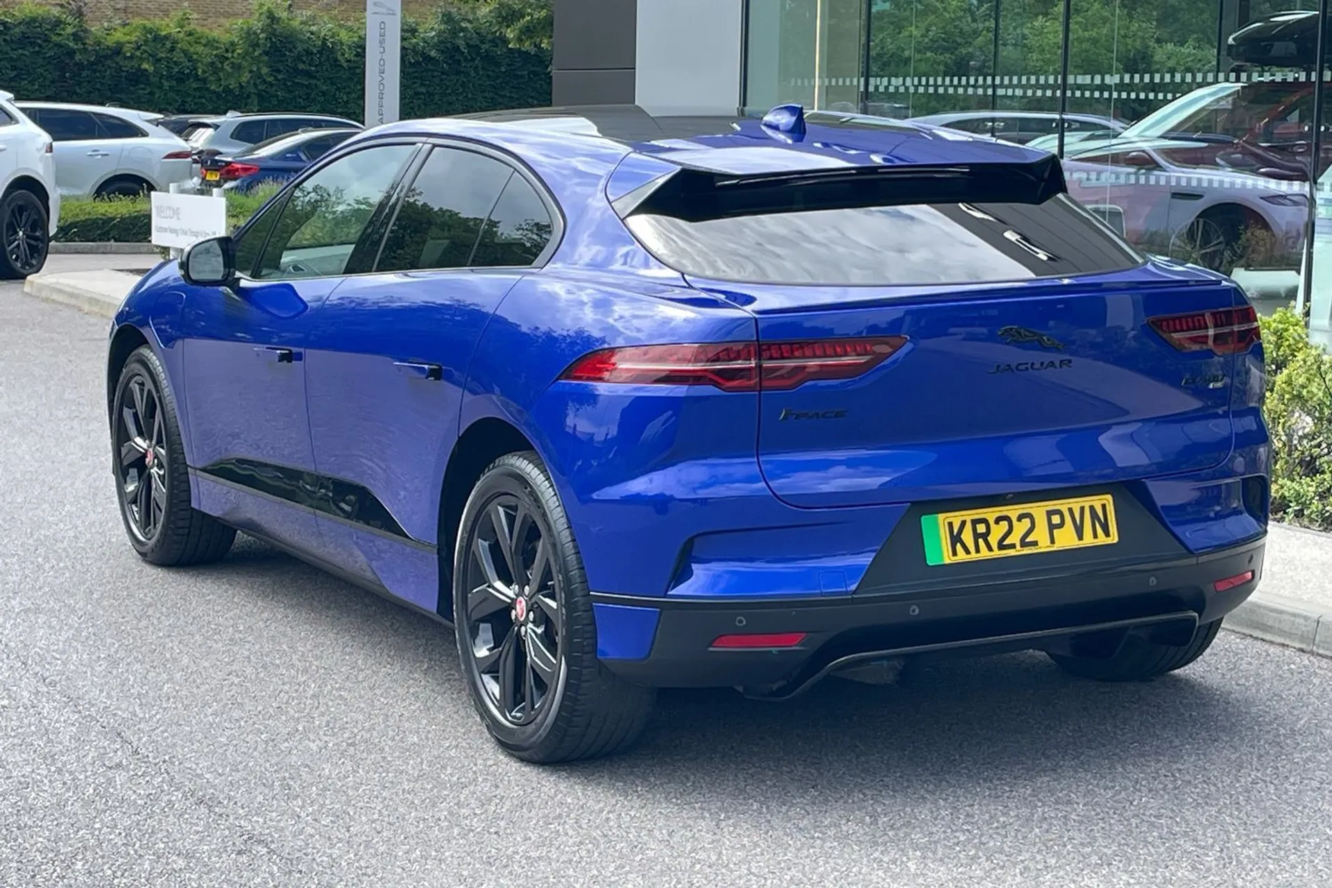 Jaguar I-PACE thumbnail image number 11