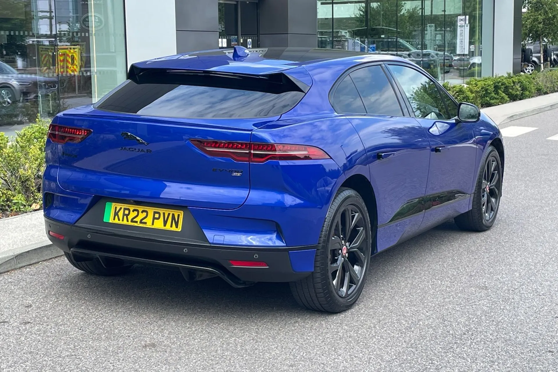 Jaguar I-PACE thumbnail image number 9