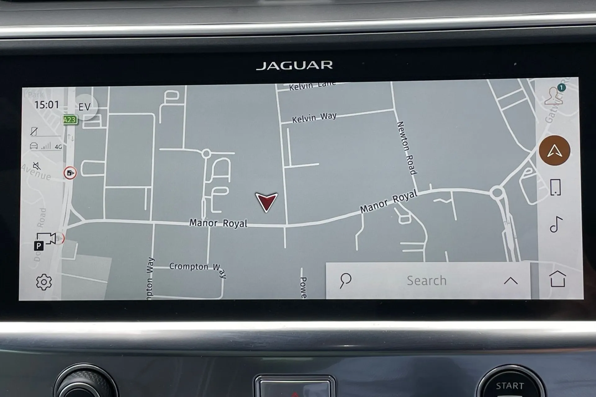 Jaguar I-PACE thumbnail image number 5