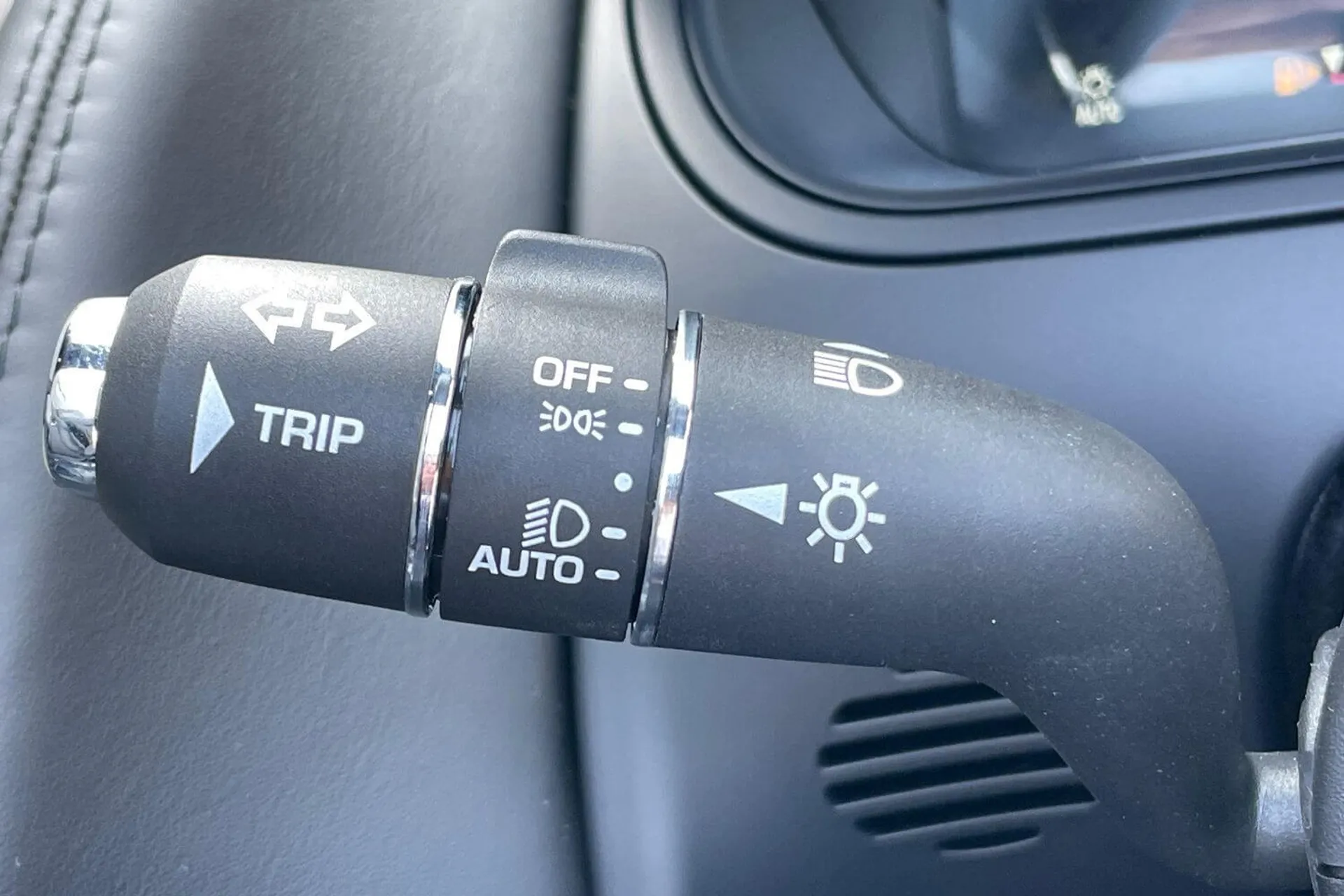 Jaguar F-TYPE thumbnail image number 61