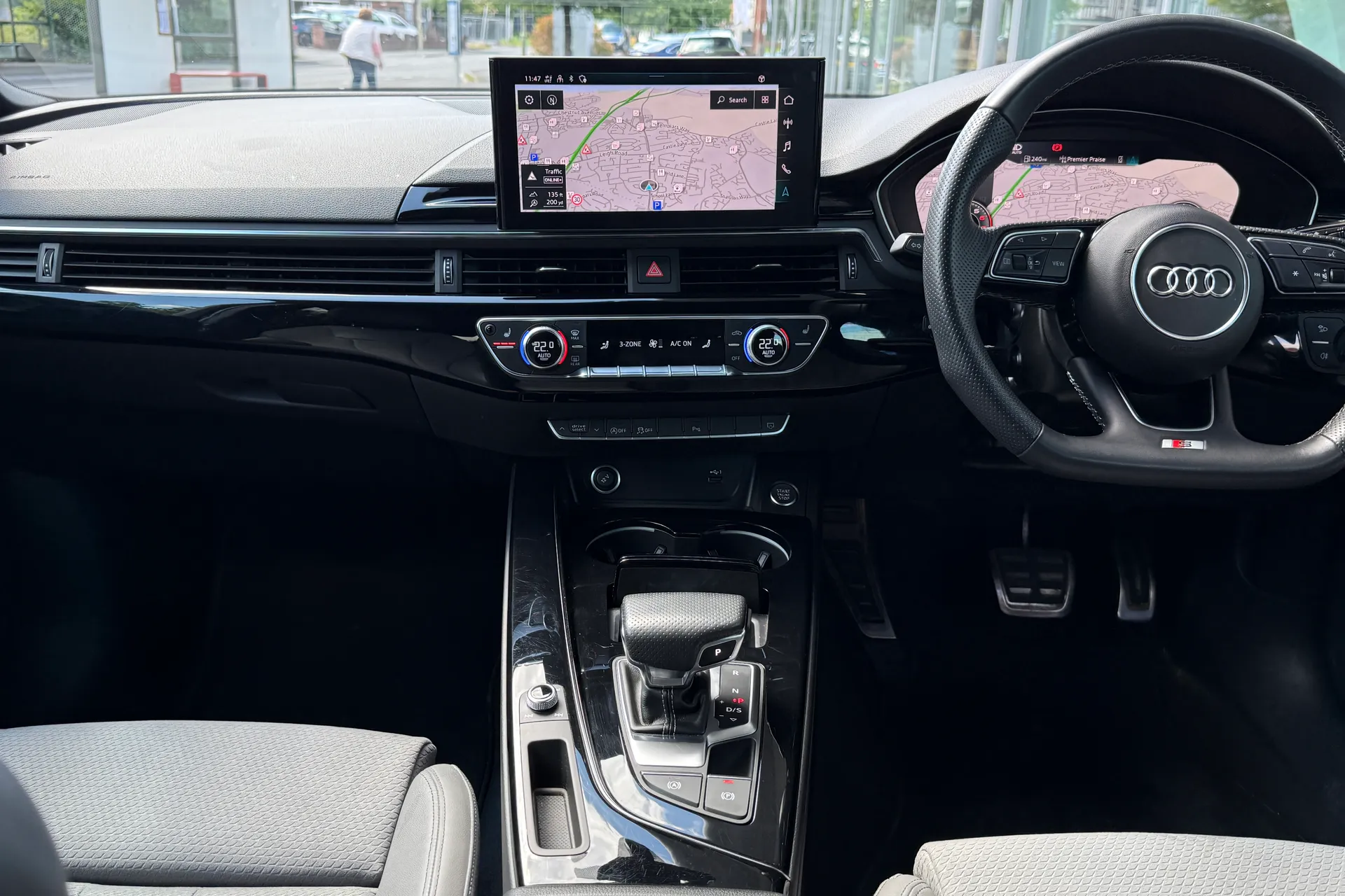 Audi A4 thumbnail image number 24