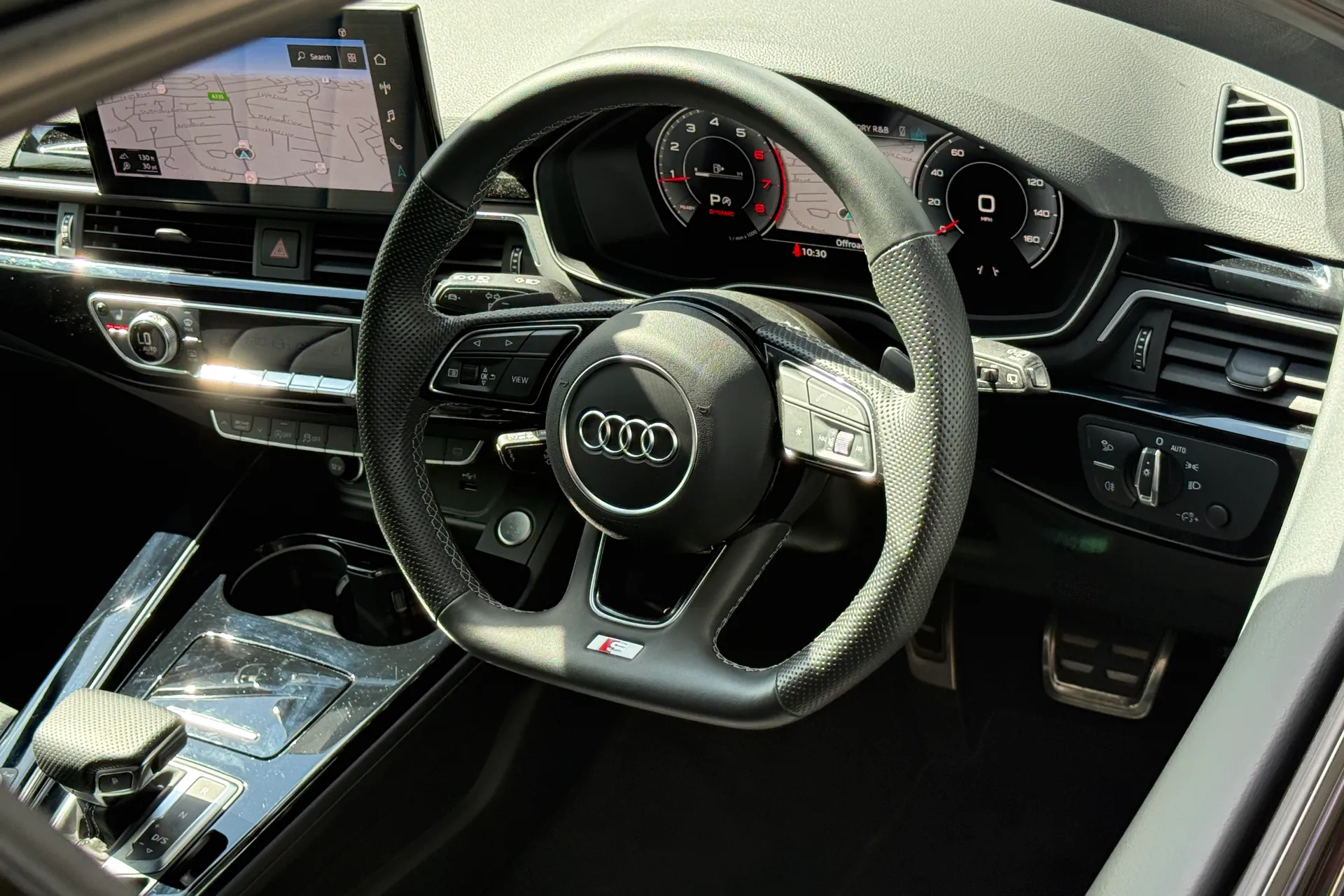 Audi A4 thumbnail image number 38