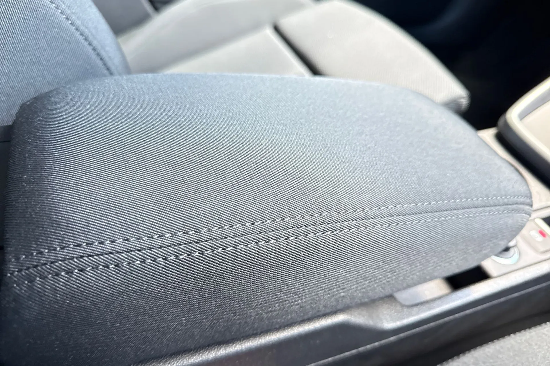 Audi A3 thumbnail image number 44