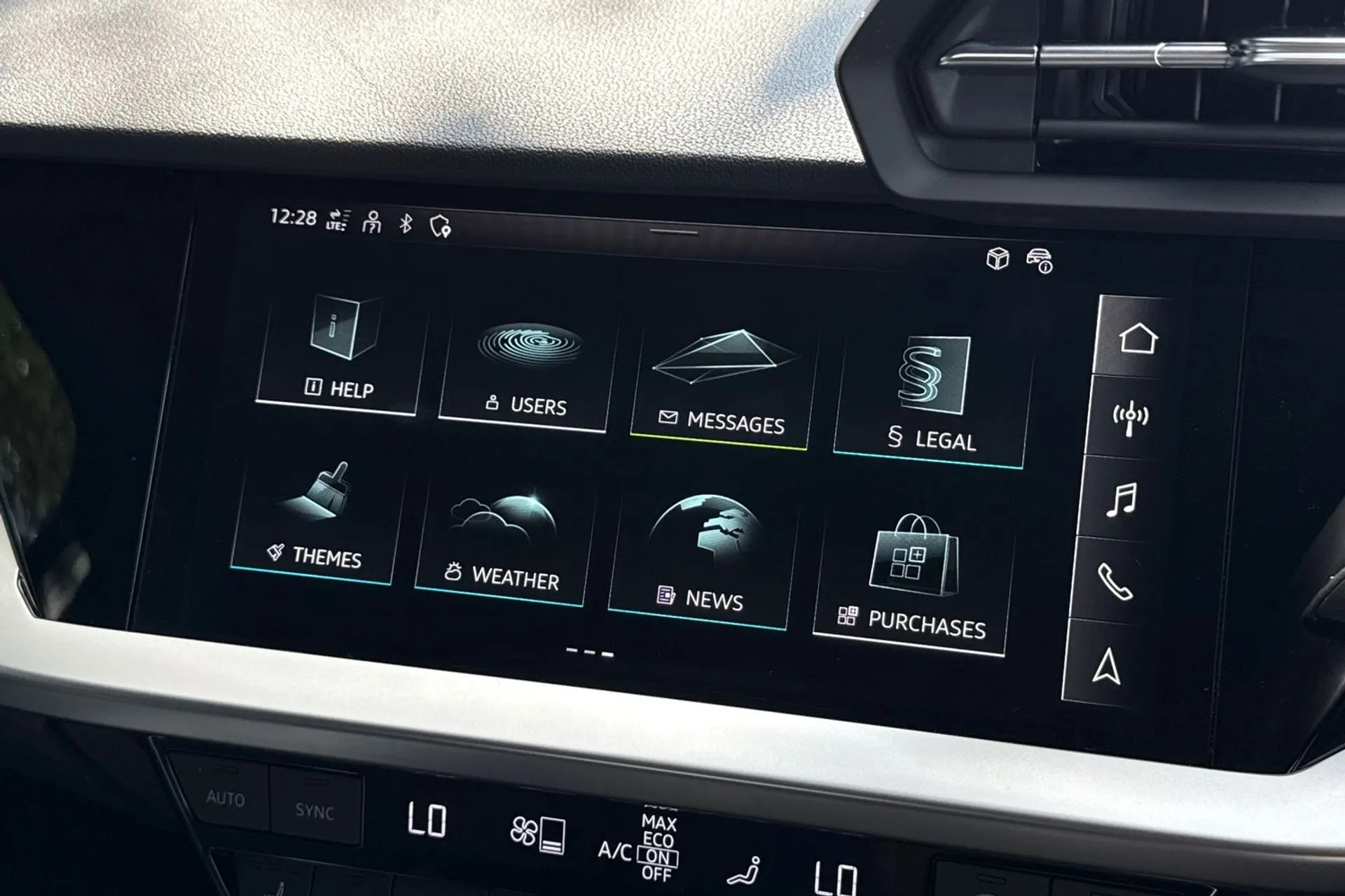 Audi A3 thumbnail image number 19