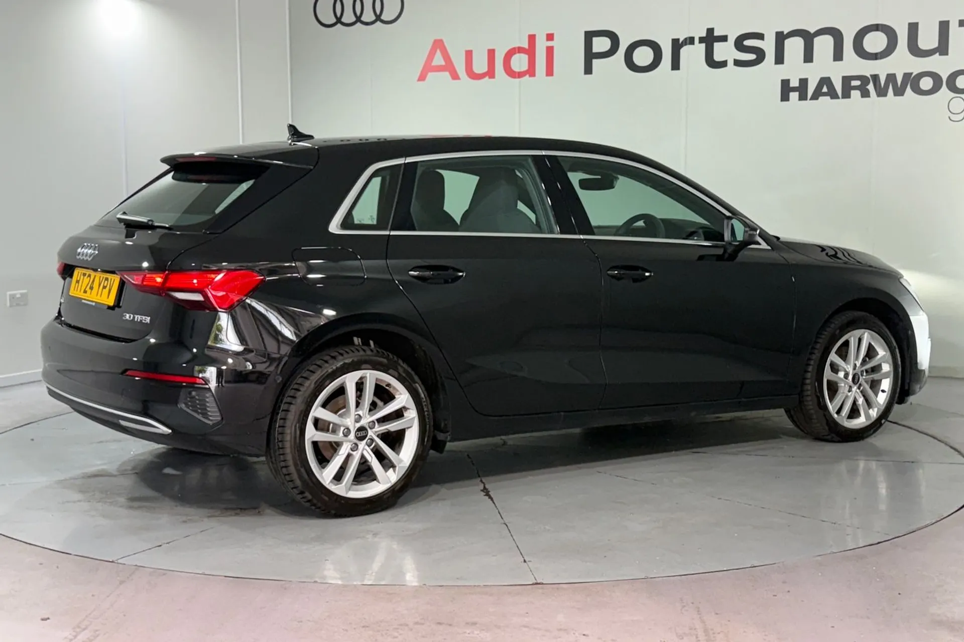 Audi A3 thumbnail image number 10
