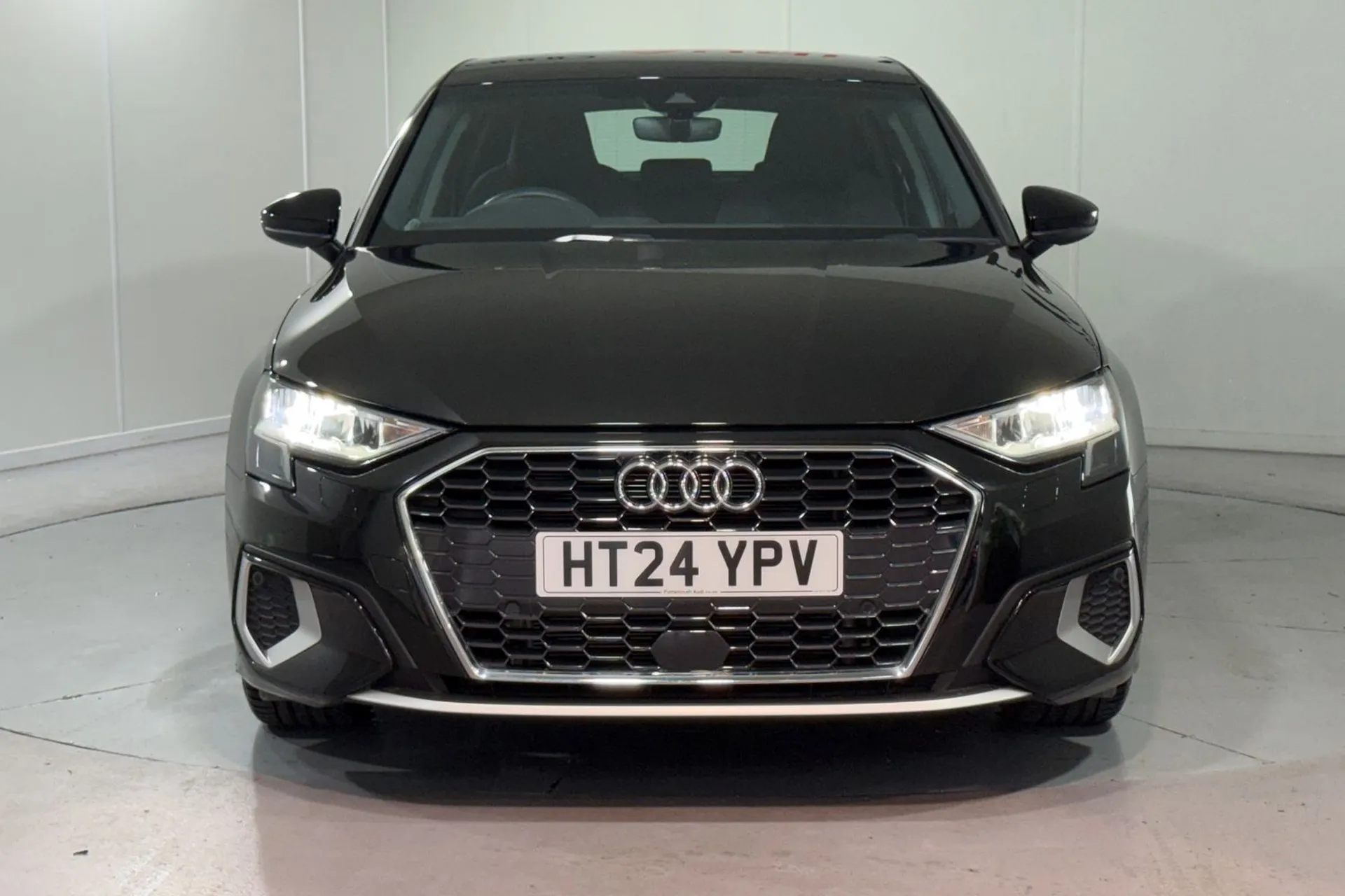 Audi A3 thumbnail image number 6