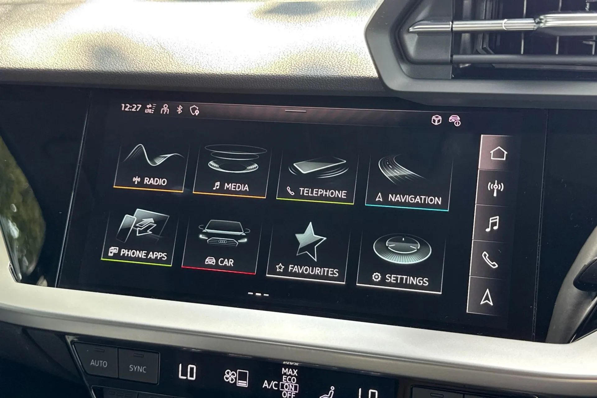 Audi A3 thumbnail image number 33