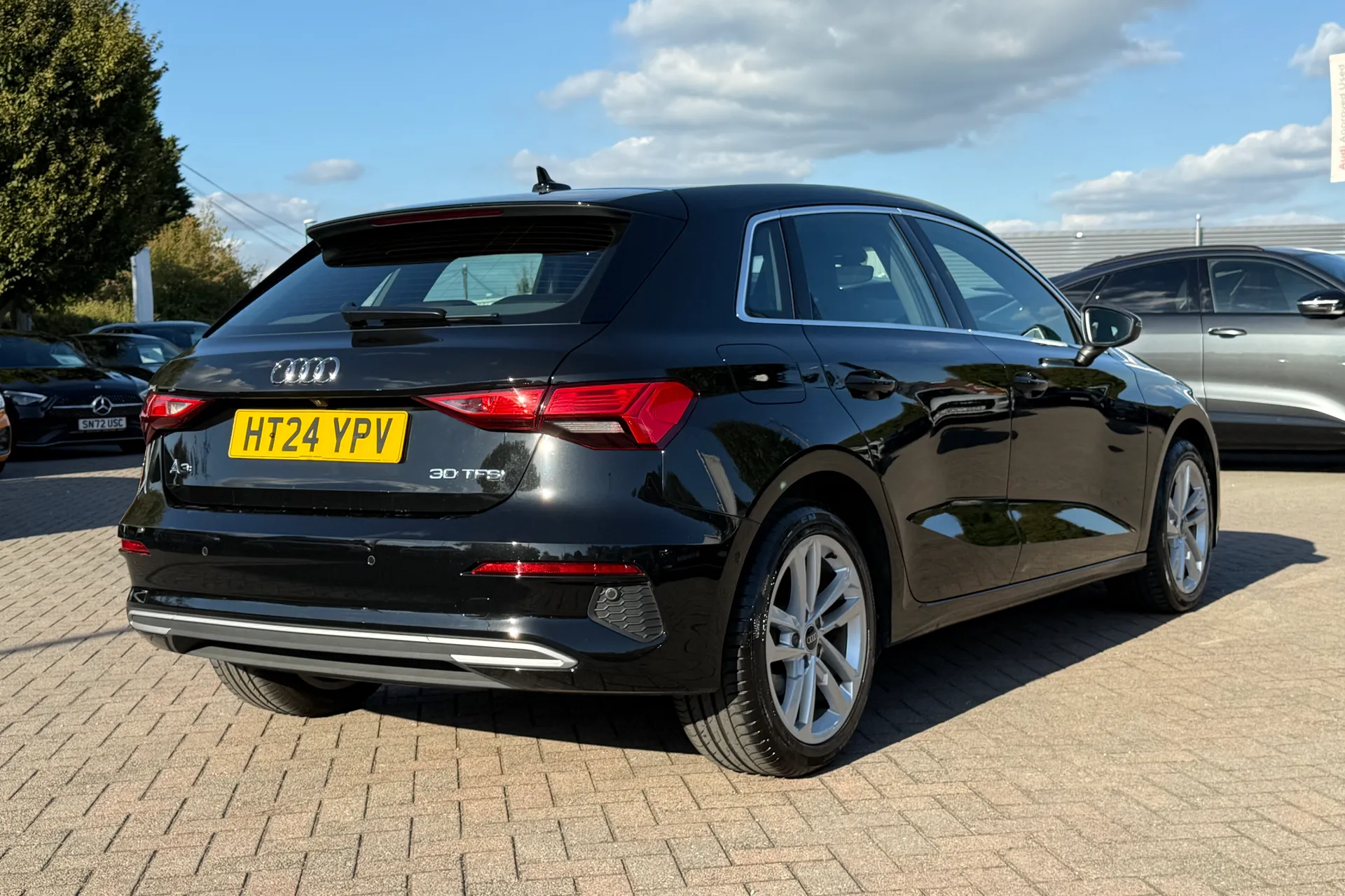 Audi A3 thumbnail image number 35