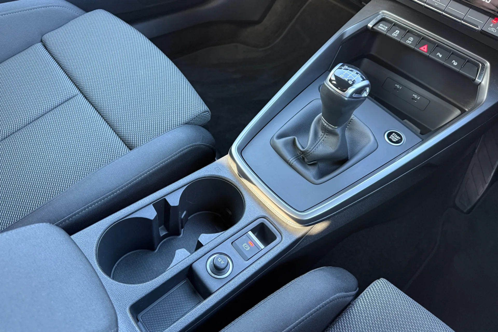 Audi A3 thumbnail image number 42