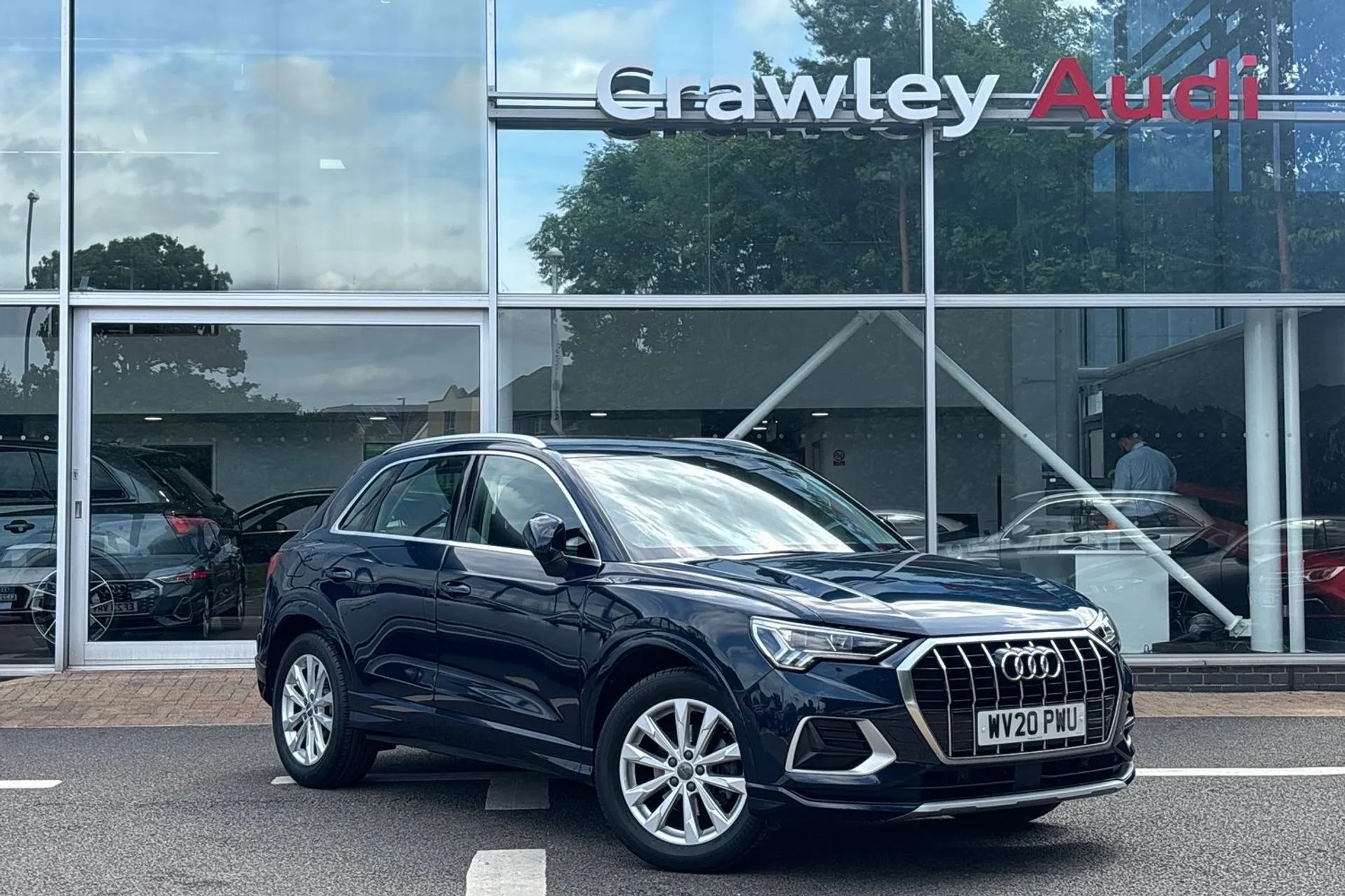 Audi Q3 focused image