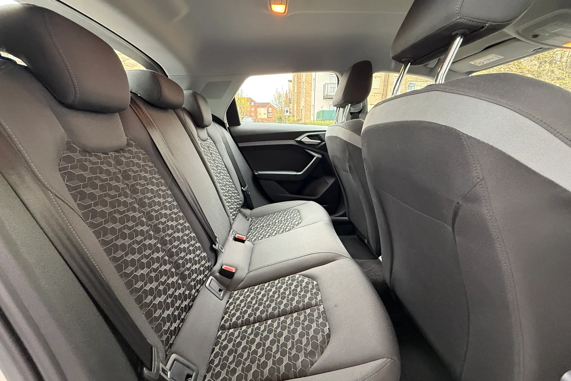 Audi A1 thumbnail image number 31
