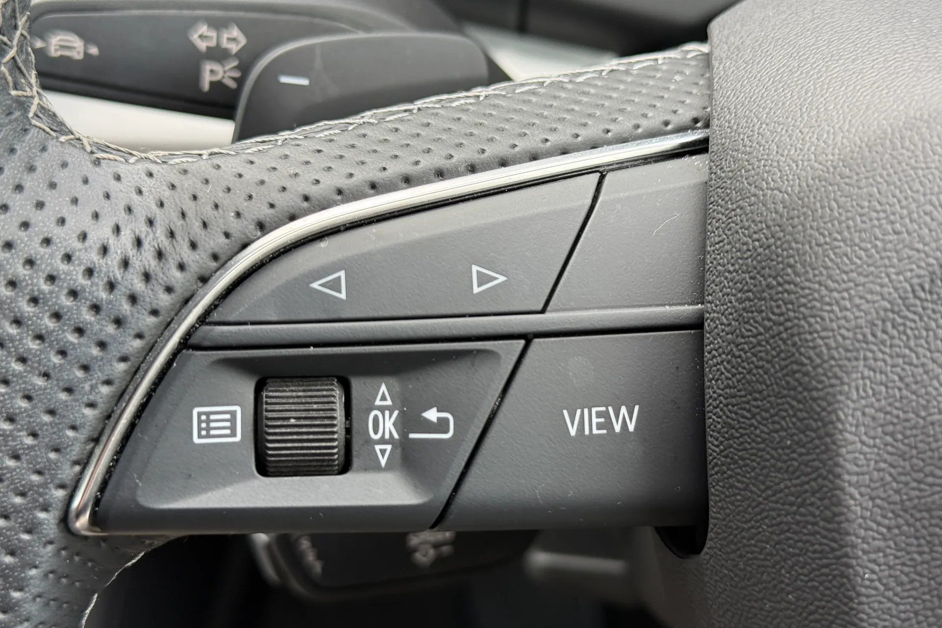 Audi Q5 thumbnail image number 19