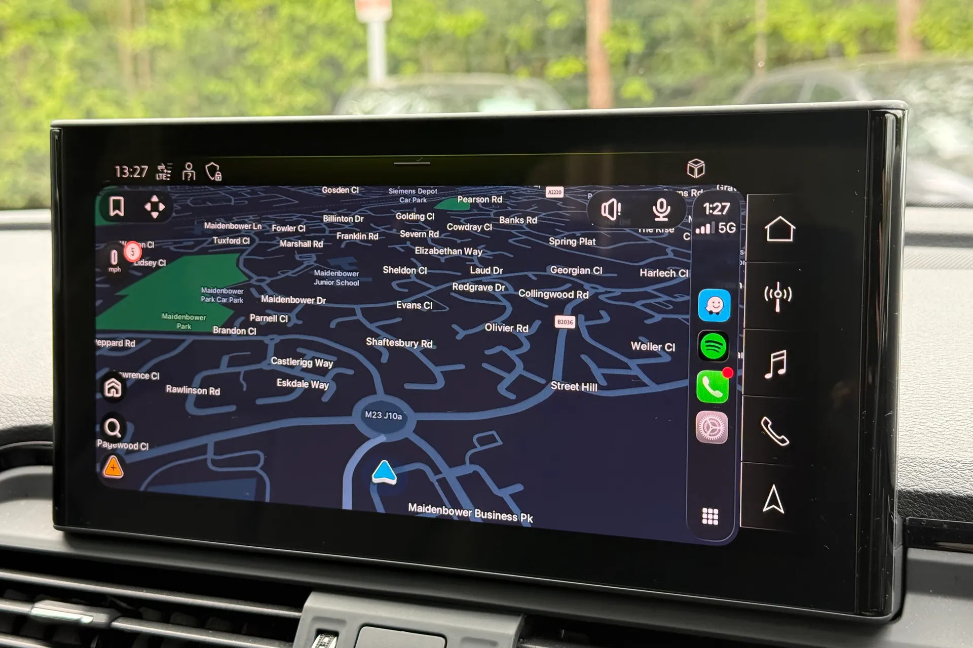 Audi Q5 thumbnail image number 10