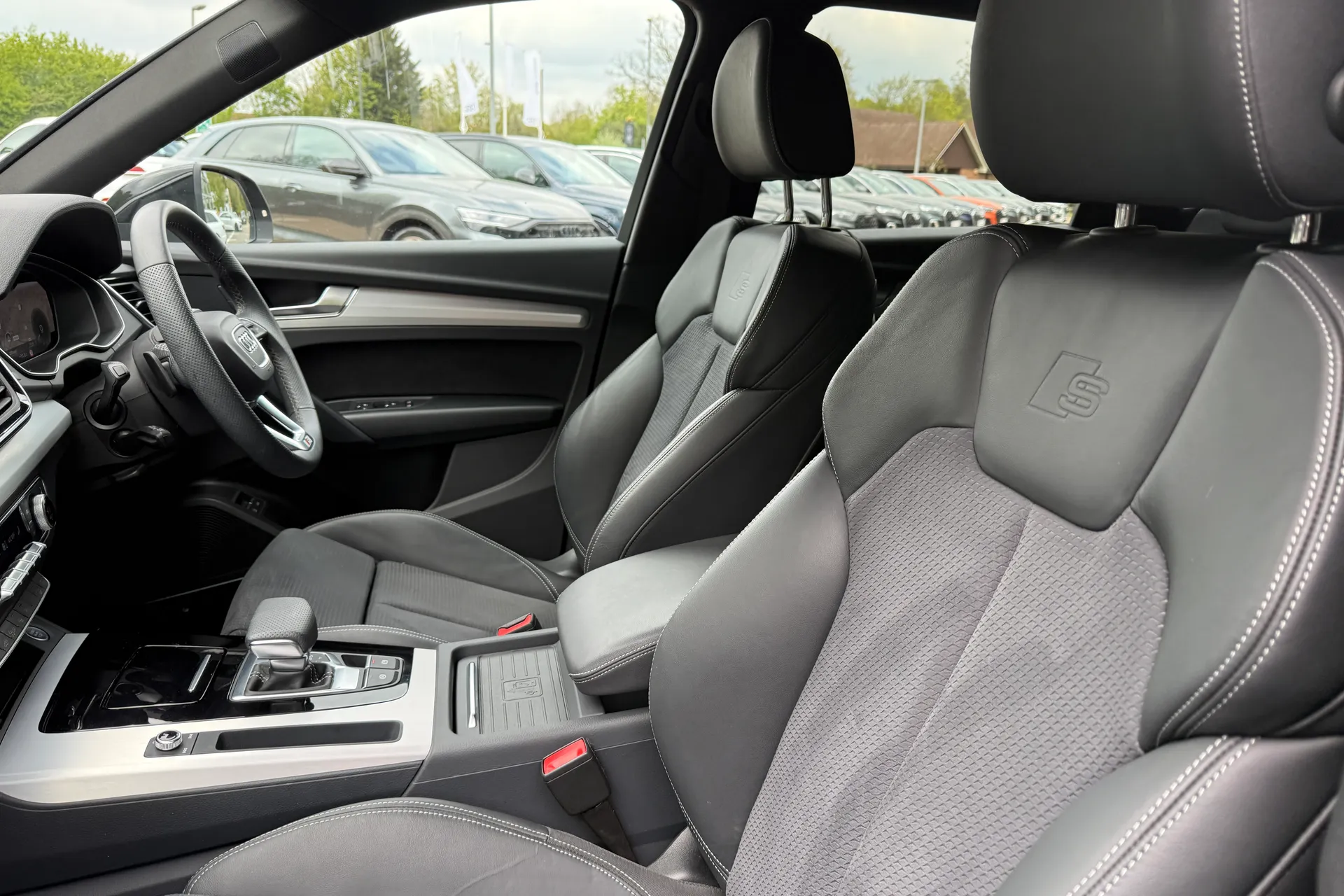 Audi Q5 thumbnail image number 61