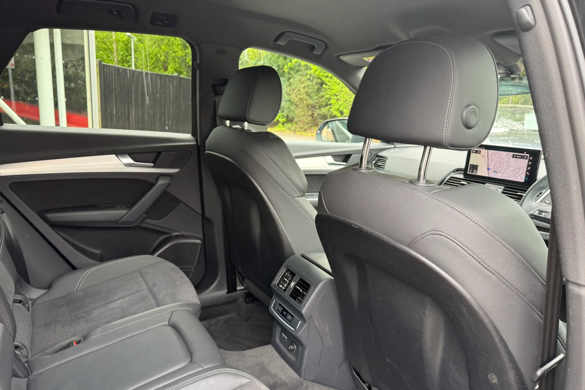 Audi Q5 thumbnail image number 38