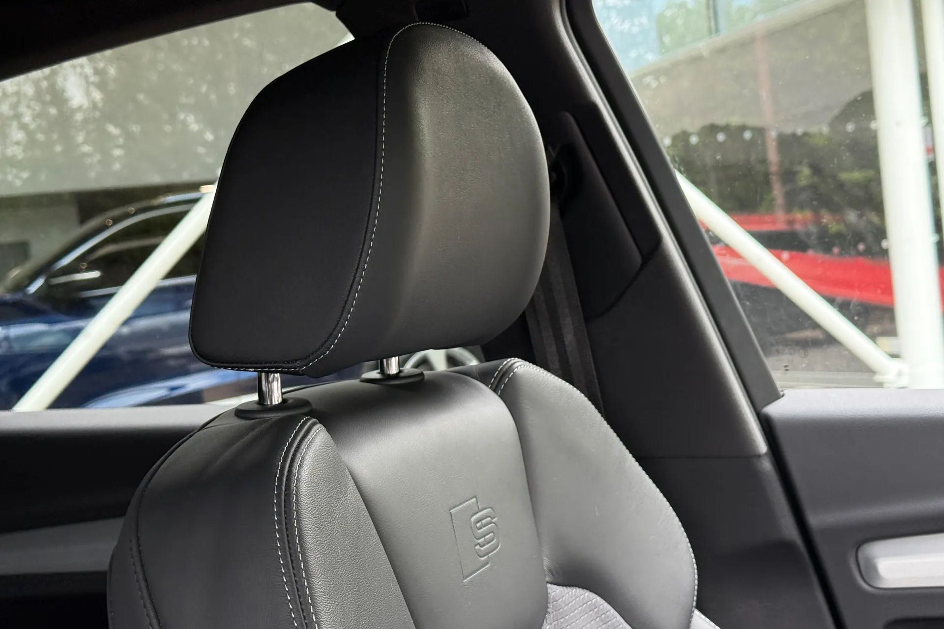 Audi Q5 thumbnail image number 26