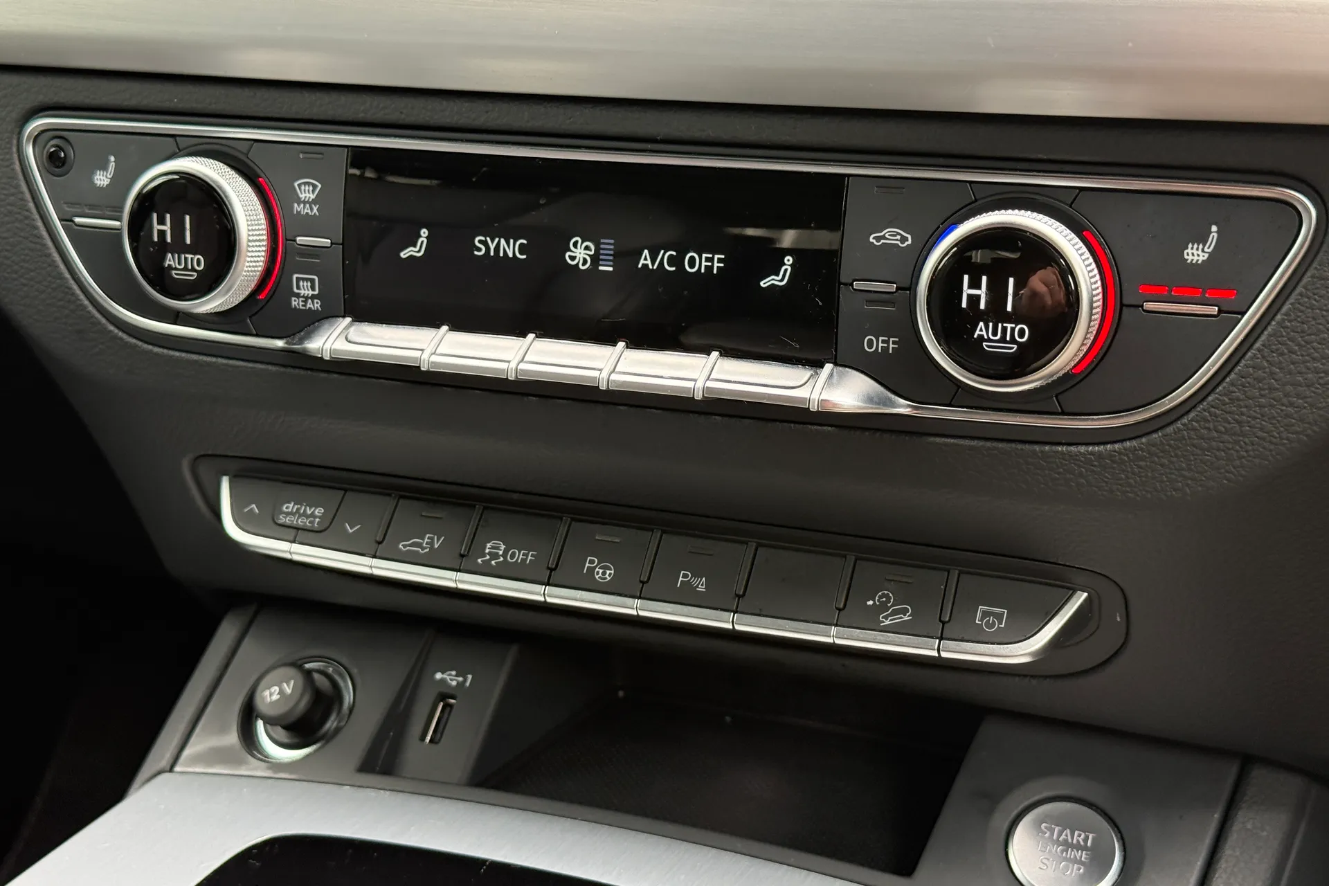 Audi Q5 thumbnail image number 21