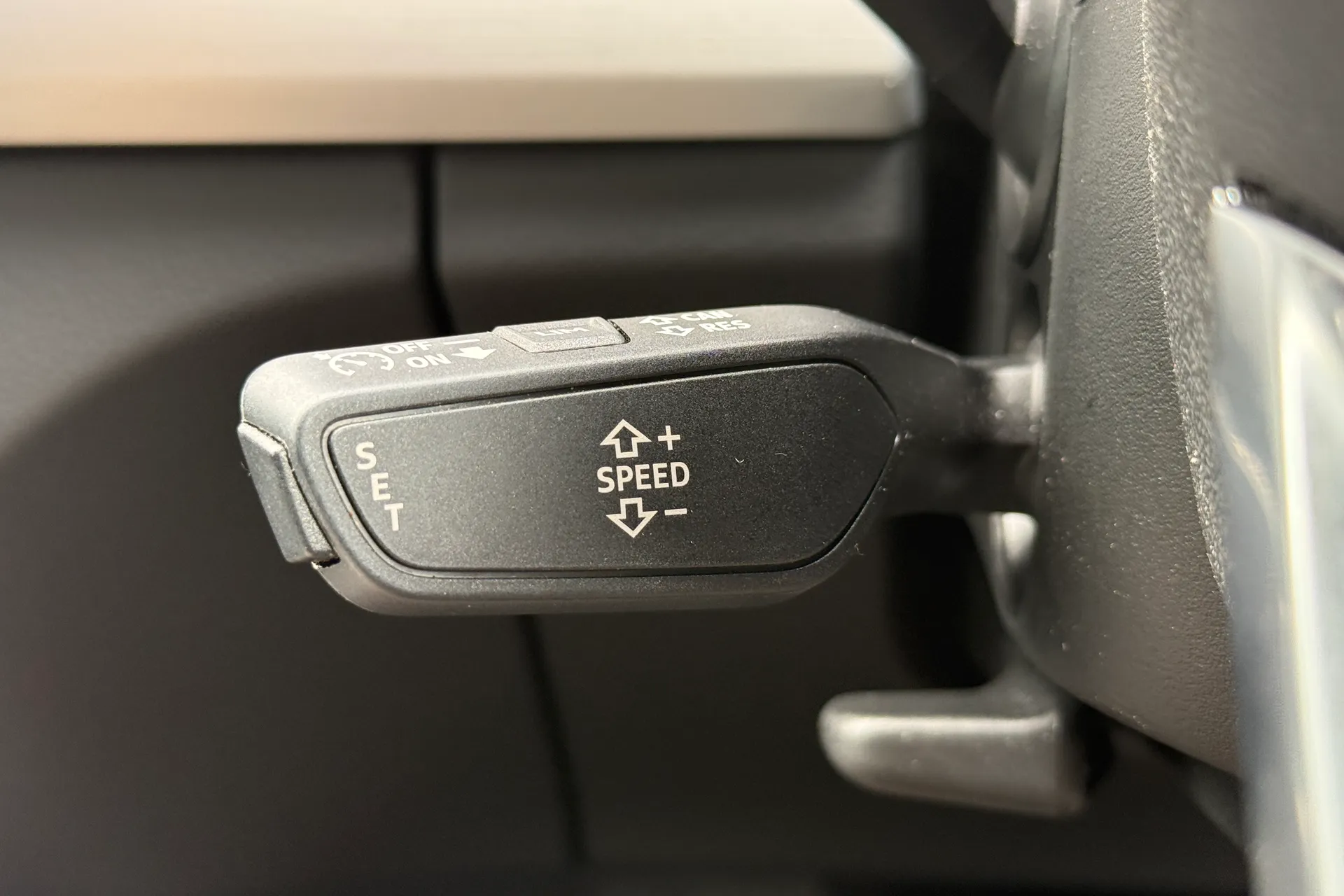 Audi Q5 thumbnail image number 15