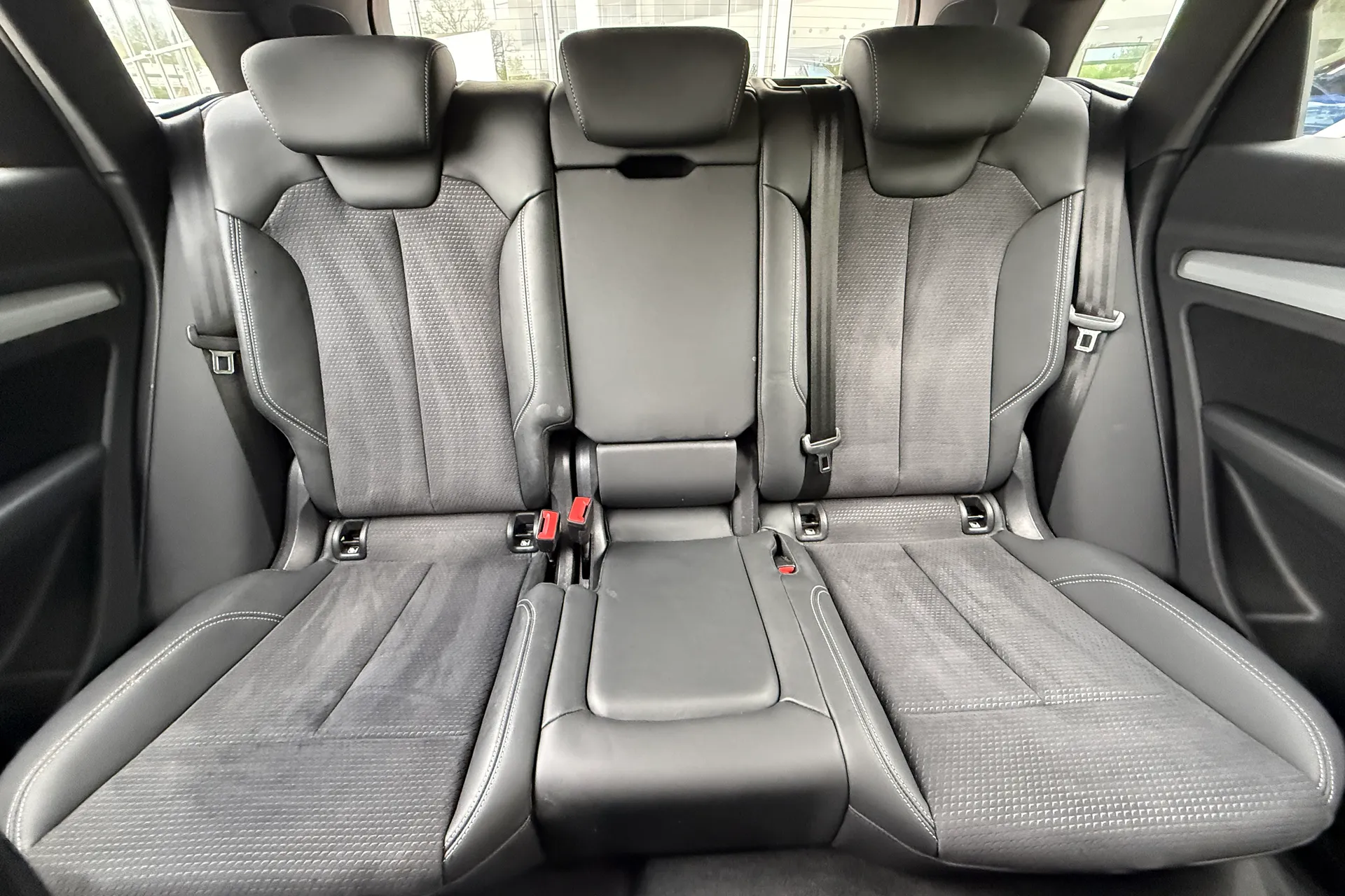 Audi Q5 thumbnail image number 27