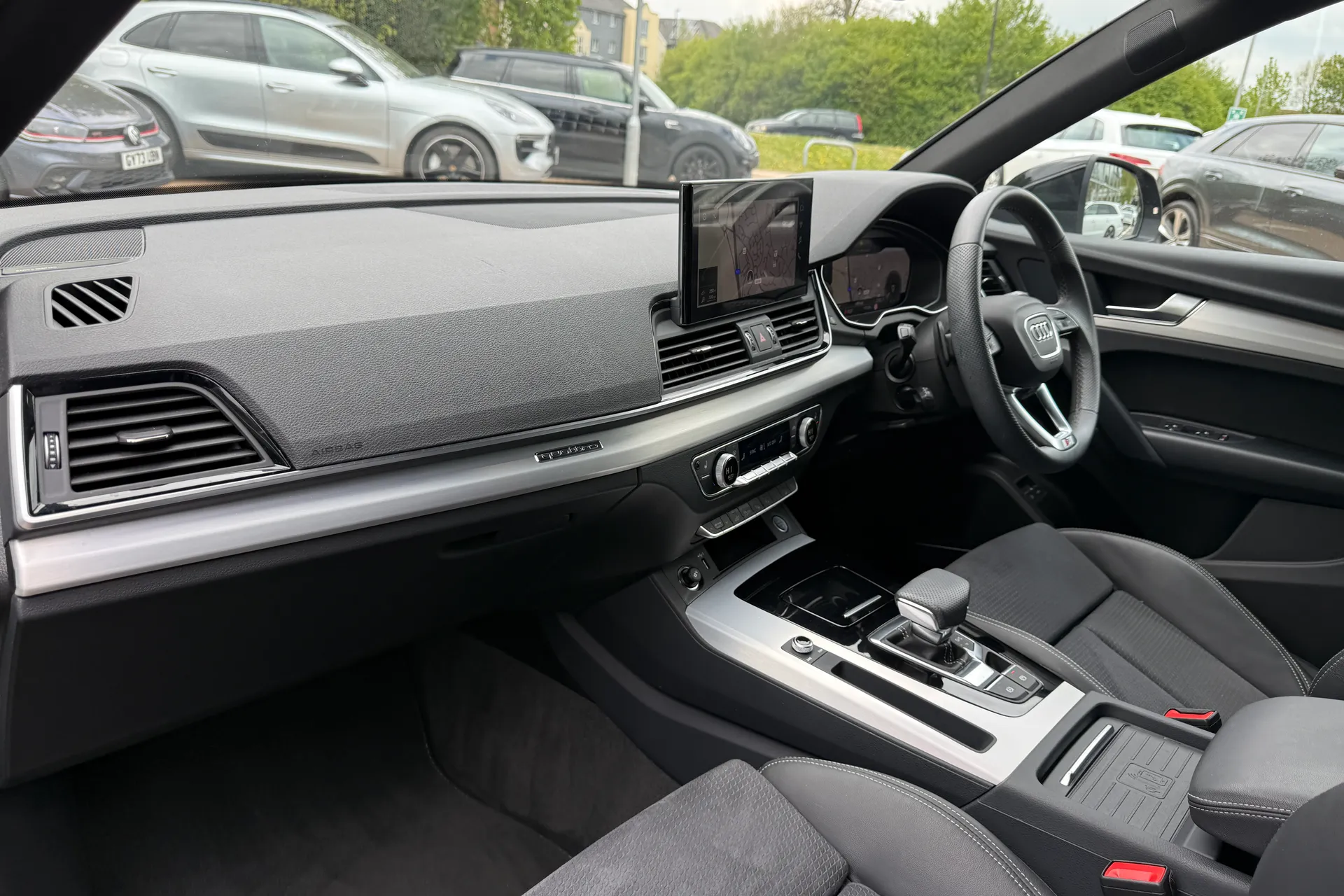 Audi Q5 thumbnail image number 60