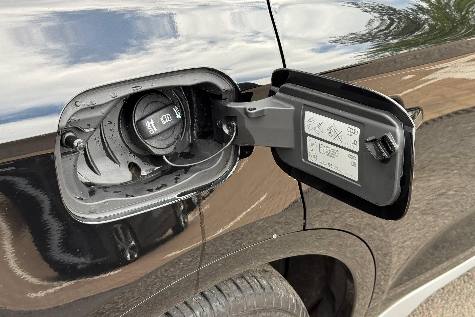 Audi Q5 thumbnail image number 35