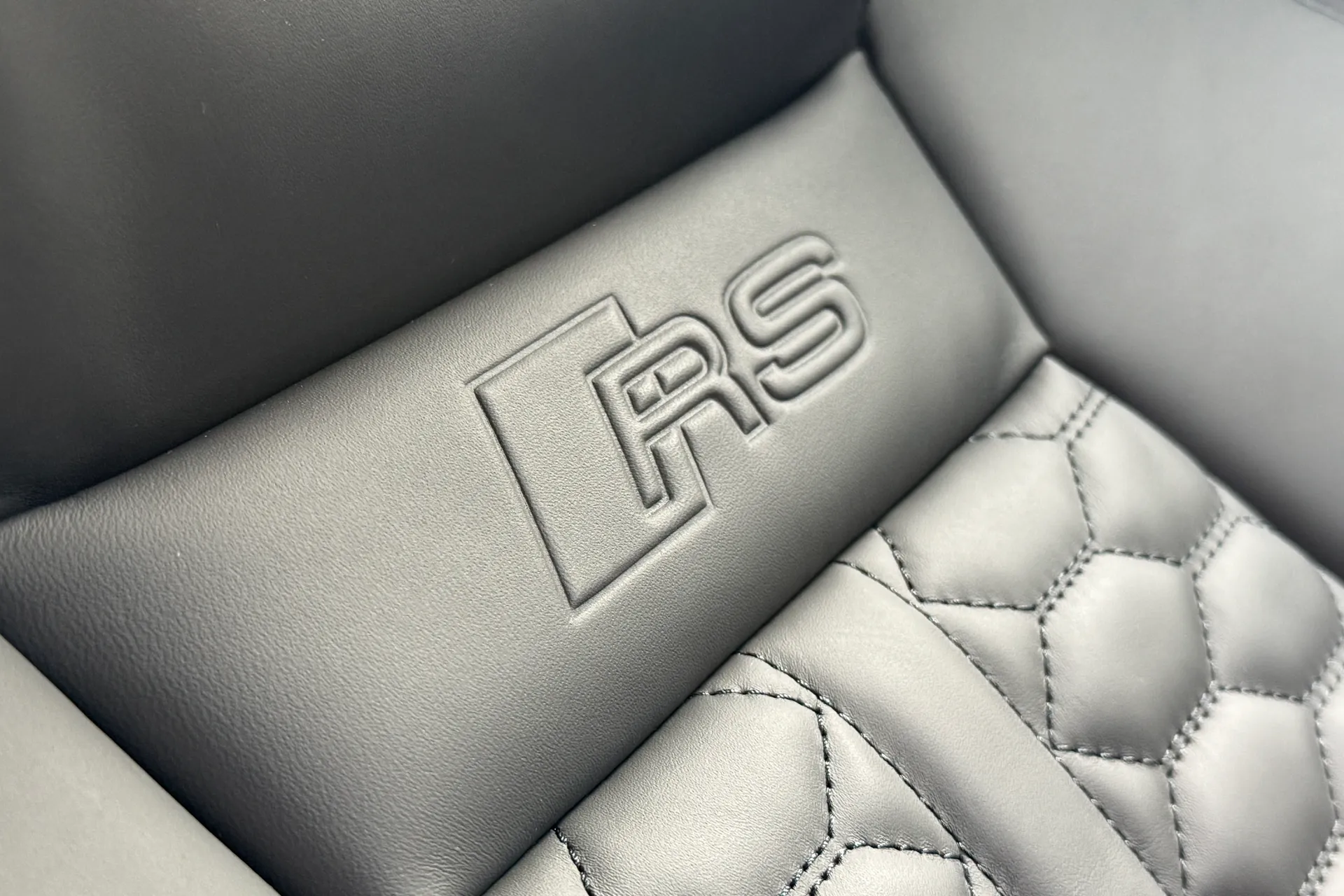 Audi RS3 thumbnail image number 22