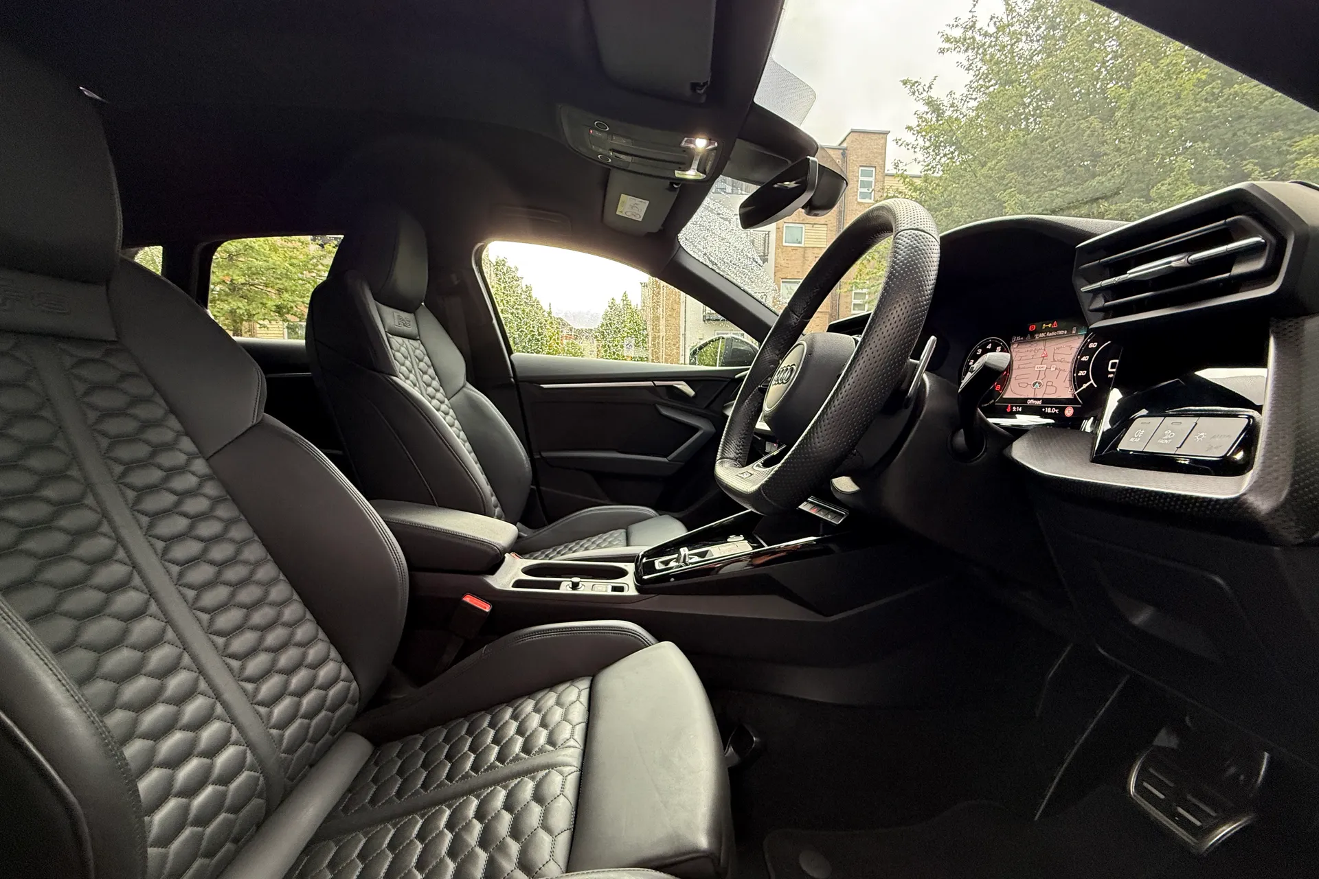 Audi RS3 thumbnail image number 31